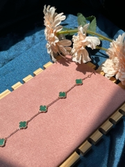 Lắc tay  bạc ý 925 mạ vàng họa tiết cỏ bốn lá màu xanh lá CECY JEWELRY