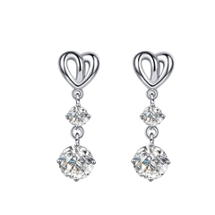 Khuyên tai bạc ý 925 kim cương MOISSANITE 5li Heart CECY K003