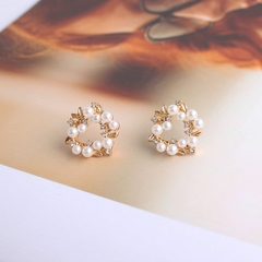 Khuyên tai Korean style Swarovski Cecy
