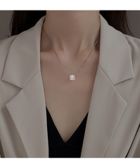 Dây chuyền pha lê Vuông Cecy Swarovski