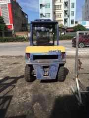 xe nâng cũ komatsu 3,5 tấn