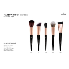 Cọ Má Xéo Tạo Khối Vacosi Angled Kabuki Brush - M17