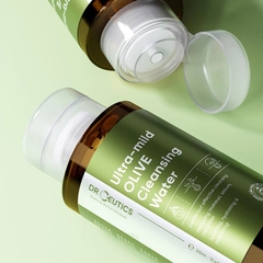 Nước Tẩy Trang DrCeutics Ultra-mild Olive Cleansing Water Nước Tẩy Trang Làm Sạch Dịu Nhẹ, Cấp Ẩm 500ml