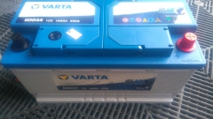 ắc quy varta xe mercedes r300