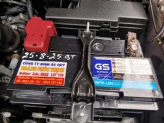 giá  bình ắc quy xe toyota fortuner chính hãng tận nơi