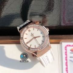 VIP NEW 2023 / ORIGINAL FACTORY BEST 1:1 / HUBLOT CLASIC FUSION 33MM WOMEN VÀNH 36 VIÊN KIM CƯƠNG THIÊN NHIÊN 1,8 CARAT