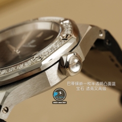 NEW 2021 / ORIGINAL FACTORY BEST 1:1 / AP ROYAL OAK LADY 67601 33MM VÀNH 32 VIÊN KIM CƯƠNG THIÊN NHIÊN 0,65 LY