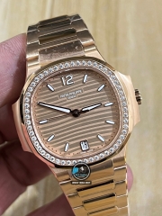 NEW 2023 / 3K FACTORY BEST 1:1 / PATEK PHILIPPE NAUTILUS 7118 LADY 35,2MM DIAMOND BEZEL CAL.324SC