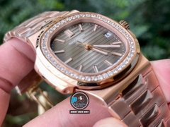 VIP NEW 2021 / ORIGINAL FACTORY BEST 1:1 / PATEK PHILIPPE NAUTILUS 5711/1R 40MM VÀNG HỒNG 18K. VÀNG KIM CƯƠNG THIÊN NHIÊN