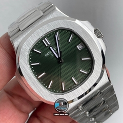 NEW 2022 / 3K FACTORY BEST 1:1 / PATEK PHILIPPE NAUTILUS 5711 40 x 8,3MM CAL.324SC