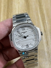 NEW 2023 / 3K FACTORY BEST 1:1 / PATEK PHILIPPE NAUTILUS 7118 LADY 35,2MM DIAMOND BEZEL CAL.324SC