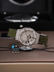 VIP NEW 2025 / ORIGINAL FACTORY BEST 1:1 / HUBLOT CLASIC FUSION 33MM WOMEN VÀNH 36 VIÊN KIM CƯƠNG THIÊN NHIÊN 1,8 CARAT