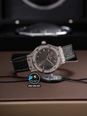 VIP NEW 2025 / ORIGINAL FACTORY BEST 1:1 / HUBLOT CLASIC FUSION 33MM WOMEN VÀNH 36 VIÊN KIM CƯƠNG THIÊN NHIÊN 1,8 CARAT