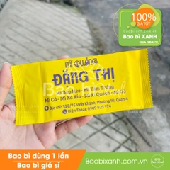 Khăn quán ăn mẫu vàng chữ xanh