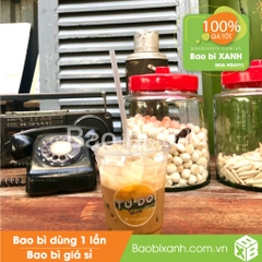 Ly nhựa Tự Do