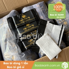 Khăn lạnh Trúc Vy Coffee