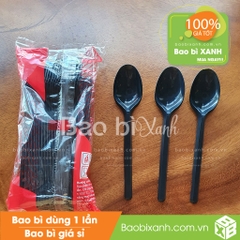 Muỗng nhựa màu đen 15cm (50 Cái/Bịch)