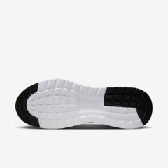 Giày thời trang Nike Air Max Nuaxis Nữ HF1233-001