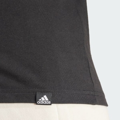 Áo T-shirt adidas Graphic Collegiate Nữ - IW2748