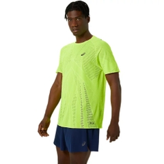 Áo T-shirt chạy bộ ASICS METARUN SS TOP Nam - 2011C986.750