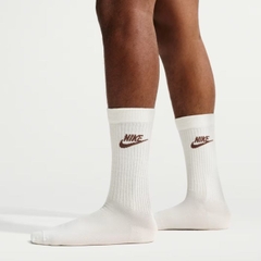 Tất cao cổ Nike Everyday Essential 3P Unisex - DX5025-904