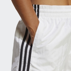 Quần short tập luyện nữ adidas - HA7154