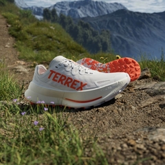 Giày chạy trail adidas Ultra Terrex Agravic Speed Nữ - IH3767