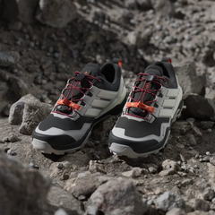 Giày leo núi adidas Terrex Skychaser Gore-Tex Nữ - IH2802