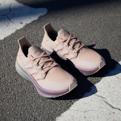 Giày chạy bộ adidas Ultraboost 5 Nữ - JH9051