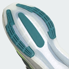 Giày chạy bộ unisex adidas ULTRABOOST LIGHT - IE1768