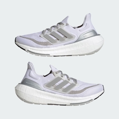 Giày chạy bộ nữ adidas ULTRABOOST LIGHT - IG8279