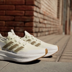 Giày chạy bộ adidas Ultraboost 5 Nữ - ID8852