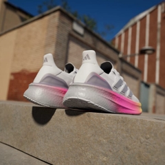 Giày chạy bộ adidas Ultraboost 5 Nam - ID8810