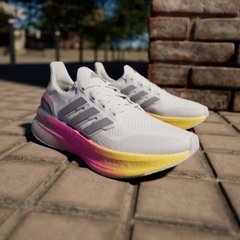 Giày chạy bộ adidas Ultraboost 5 Nam - ID8810