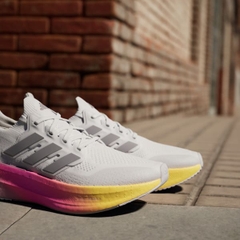 Giày chạy bộ adidas Ultraboost 5 Nam - ID8810
