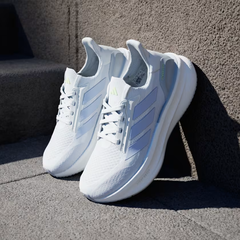 Giày chạy bộ adidas Ultraboost 5x Nữ - JH9022