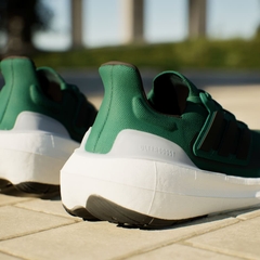 Giày chạy bộ adidas Ultraboost Light Nam - ID3282