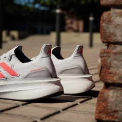Giày chạy bộ adidas Ultraboost 5 Nam - ID8818