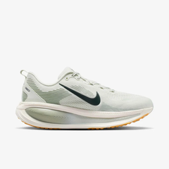 Giày chạy bộ Nike Vomero 18 Nam - HM6803-020