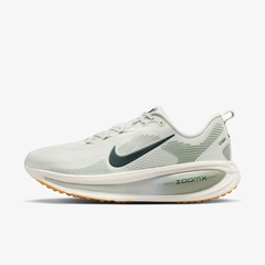Giày chạy bộ Nike Vomero 18 Nam - HM6803-020