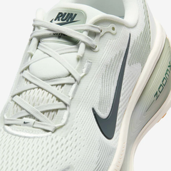 Giày chạy bộ Nike Vomero 18 Nam - HM6803-020
