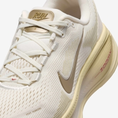 Giày chạy bộ Nike Vomero 18 Nữ - HM6804-118