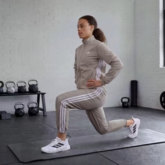 Áo khoác tập luyện adidas Essentials 3 sọc Nữ - KT3787