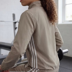 Áo khoác tập luyện adidas Essentials 3 sọc Nữ - KT3787