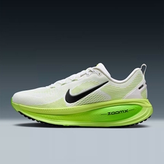 Giày chạy bộ Nike Vomero 18 Nam HM6803-100