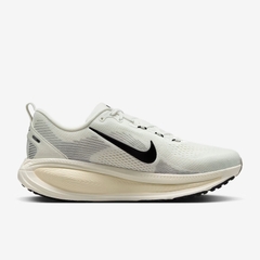Giày chạy bộ Nike Vomero 18 Nam HM6803-101