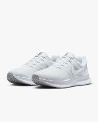 Giày chạy bộ NIKE RUN SWIFT 3 Nữ DR2698-101