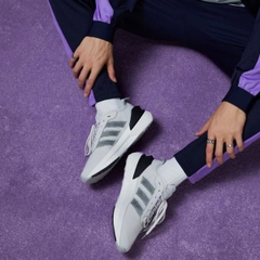 Giày sportswear Nam adidas Avryn - HP5969