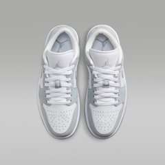 Giày bóng rổ Air Jordan 1 Low Nike Nữ DC0774-105