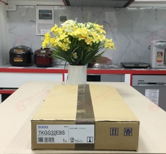 Vòi rửa chén/bát nóng lạnh TOTO TKGG32EBS